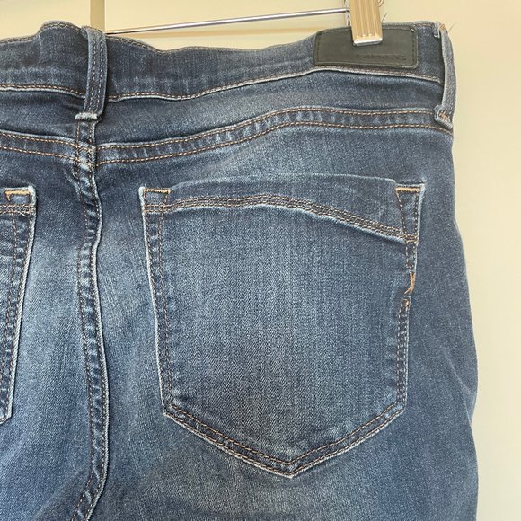 Express Jeans - Picture 2 of 4